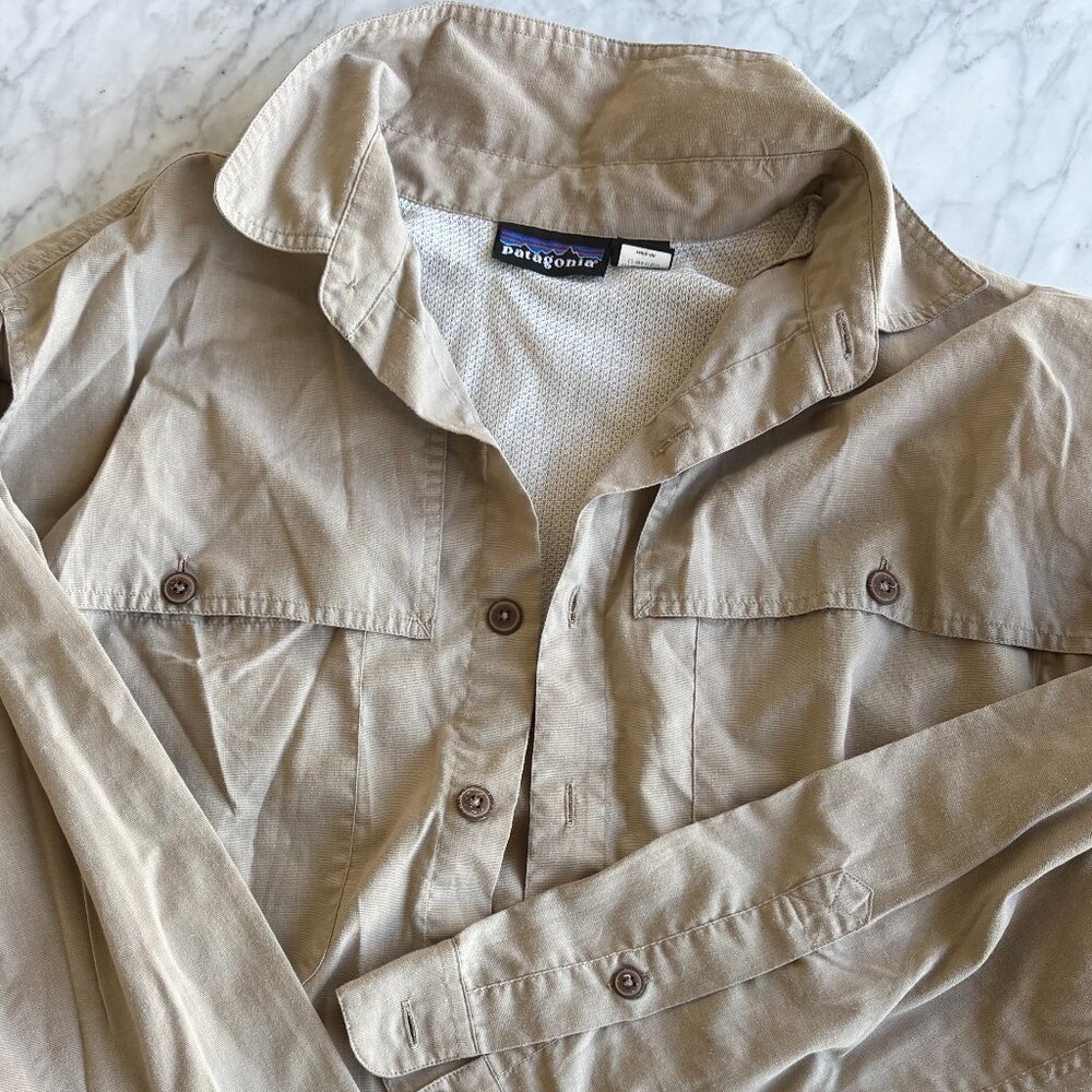 Patagonia  Vintage Men's Lightweight Fishing/Safari Shirt